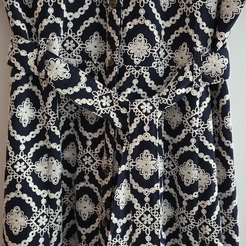 Robe Adèle Fond Marine Broderie Ecru - Picture 6 of 11